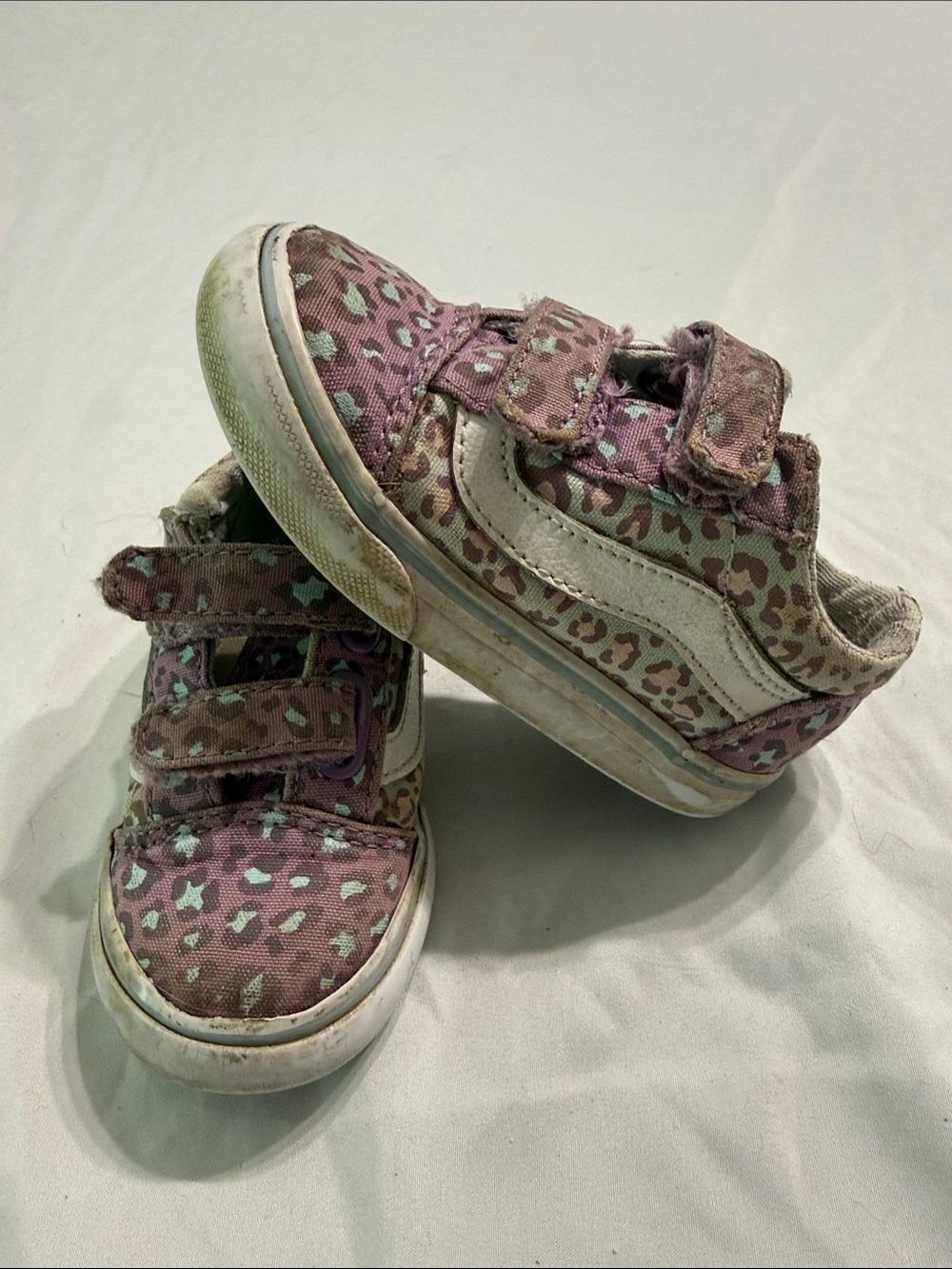 Vans Kids Leopard Print Velcro Sneakers - Purple & White
